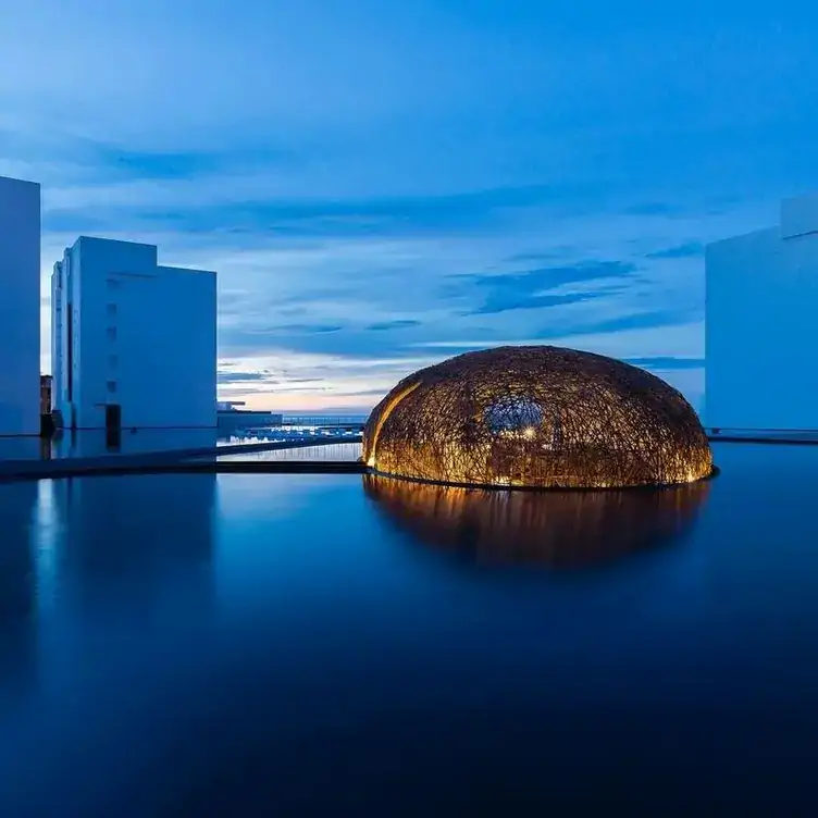 La impresionante arquitectura de Nido, uno de los mejores restaurantes en la playa de México