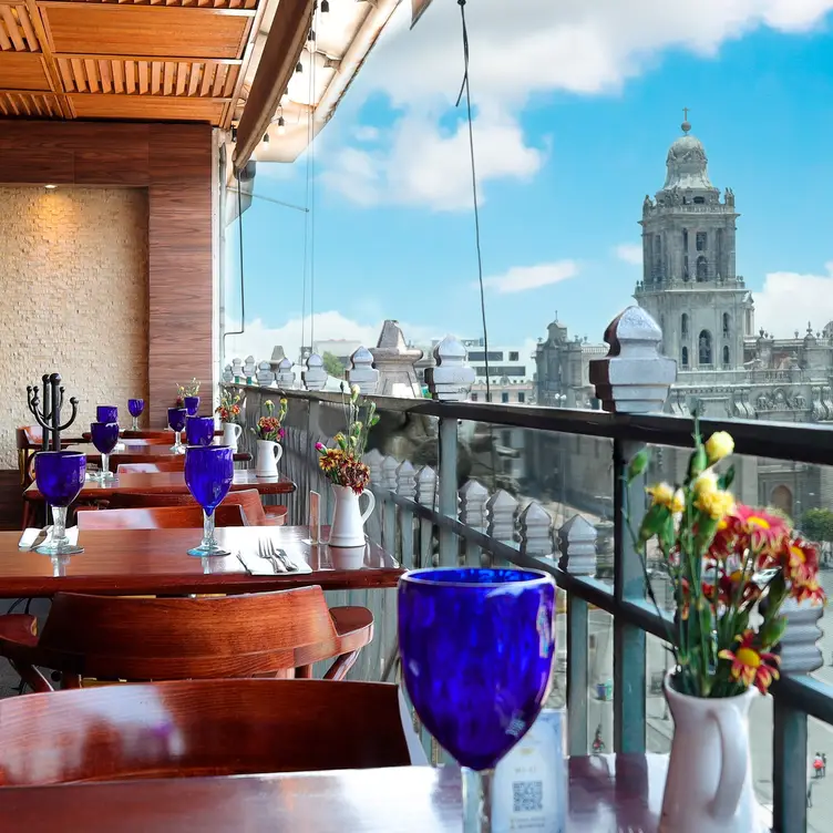 Vista del Centro Histórico en La Terraza - Gran Hotel, uno de los mejores restaurantes con vistas en CDMX.