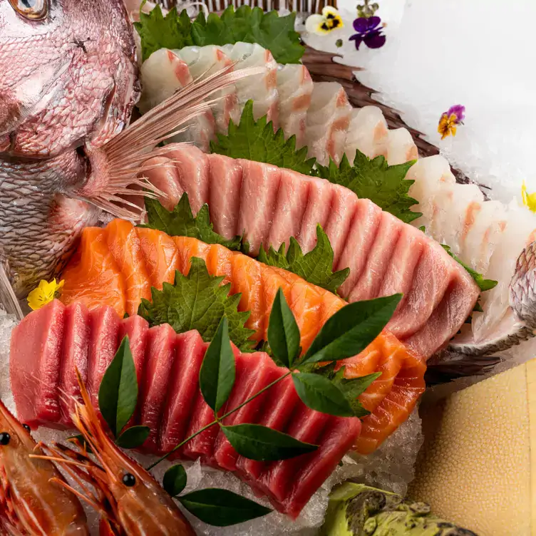 Various pieces of raw fish and shrimp at Ling Ling Mexico, one of the best lounge restaurants in Mexico City.