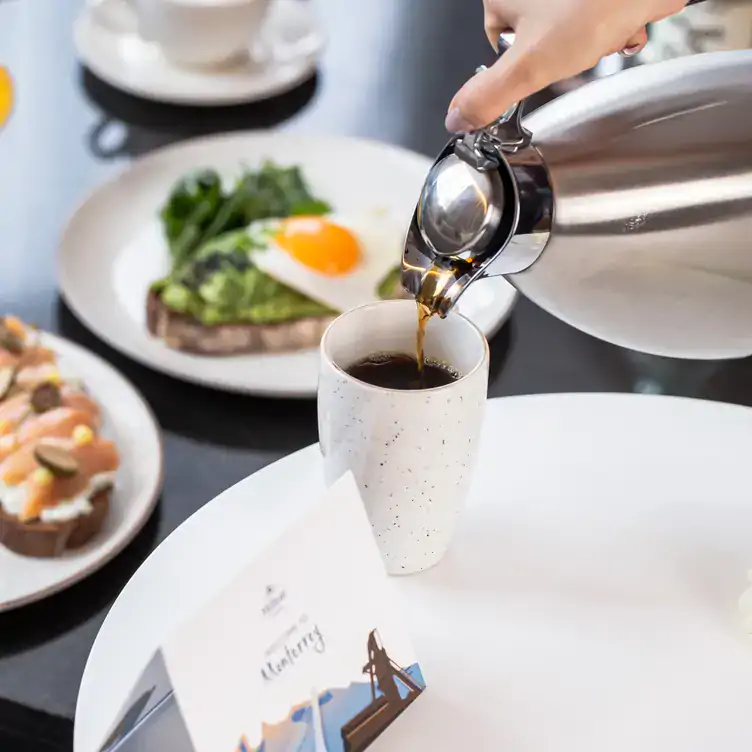 Calidad suprema caracteriza cada taza de café en Harth - Hilton- Monterrey, uno de los mejores lugares para desayunar en Monterrey